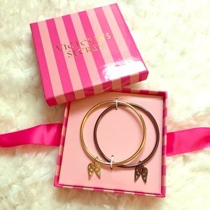 Victoria's Secret angel bracelets gift set