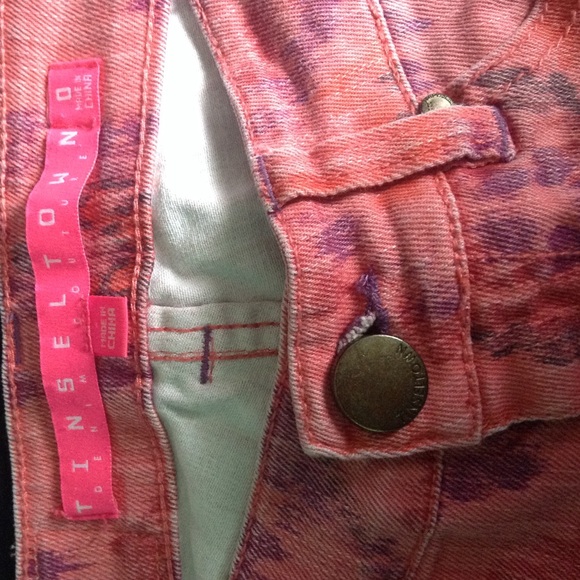 Pink pattern jeans - Picture 3 of 3