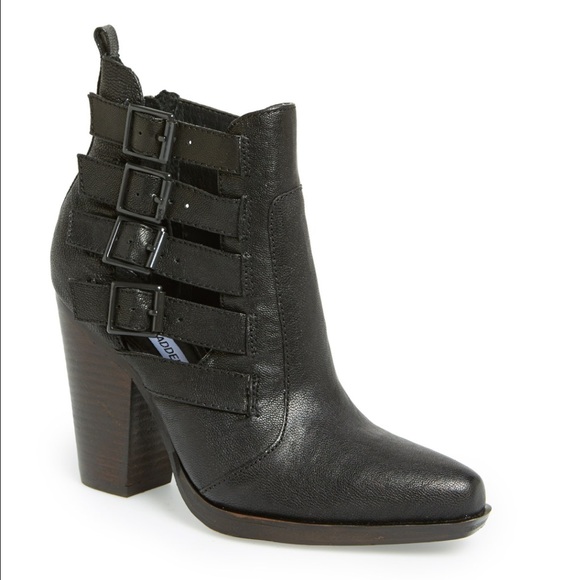 Steve Madden Shoes - Steve Madden Rookiie 106