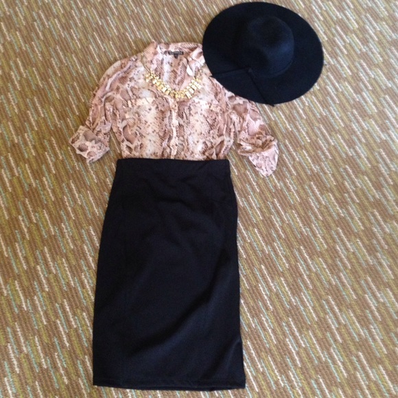 Express Tops - Express portfolio shirt snakeskin print