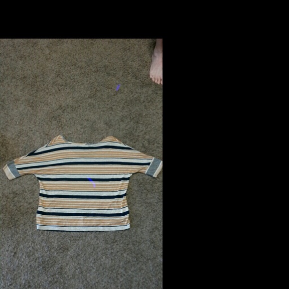 Shirt - Picture 2 of 4