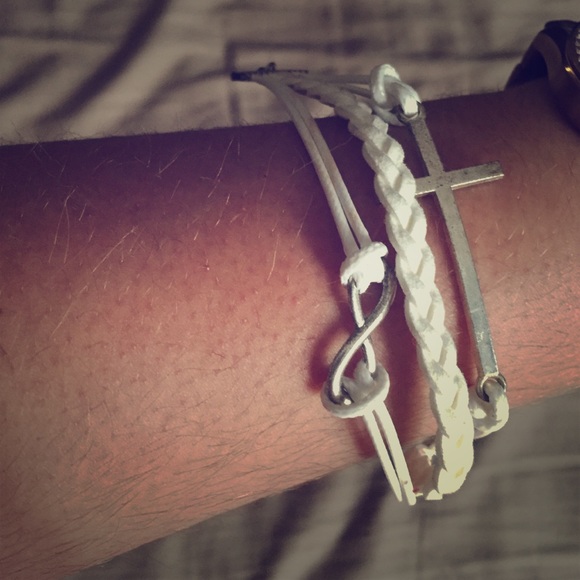 Accessories - Bracelet