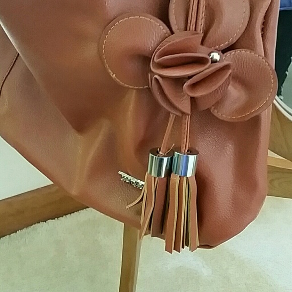 Handbag/Tote - Picture 2 of 4