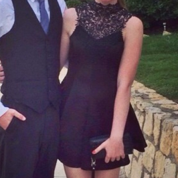 Dress - Picture 2 of 2