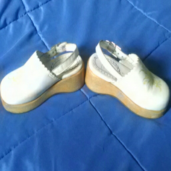 Shoes - Picture 2 of 2