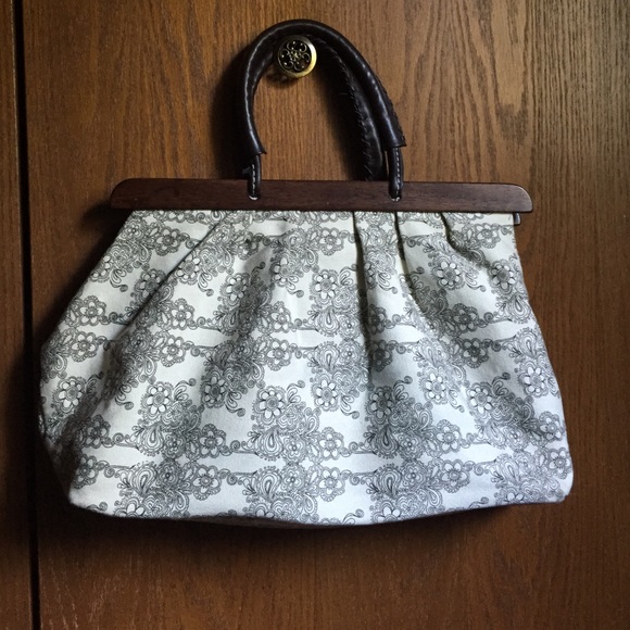 Floral Purse with Wood Detail