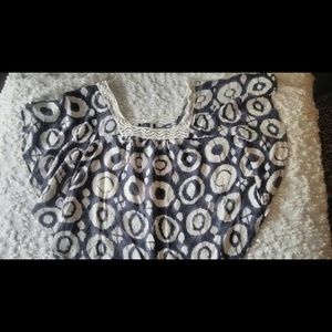 Bundle of 4 tops for customer