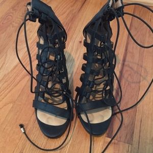 Matte Black Kylie Jenner Stilettos