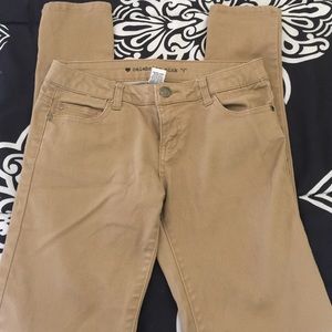 Khaki jeans
