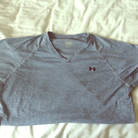 Ladies Underarmour Dri-fit tee