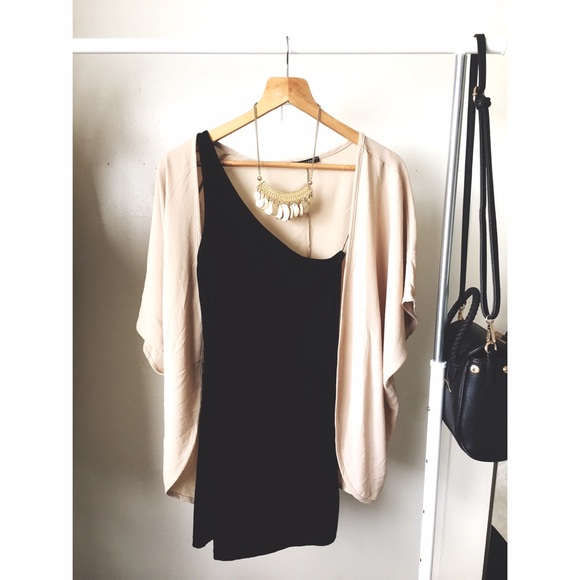 Forever 21 Dresses & Skirts - ONE SLEEVE BODYCON