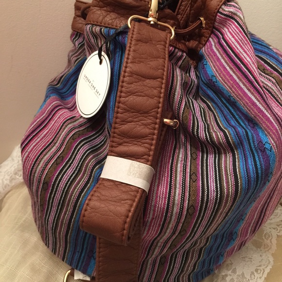 🎉HP x3!!!🎉NWT Reversible Backpack - Picture 2 of 3