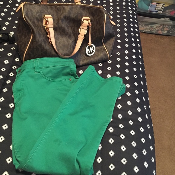 ⛔️SOLD⛔️ - Picture 2 of 4