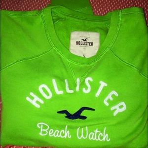 🎉🎉Hollister Sweater🎉🎉