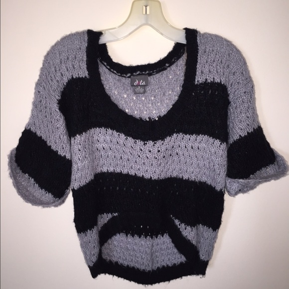 Crop sweater top