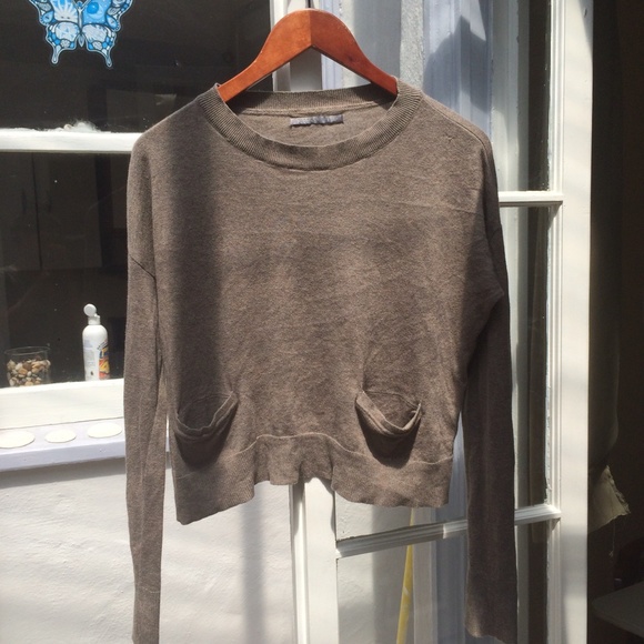 Cropped sweater