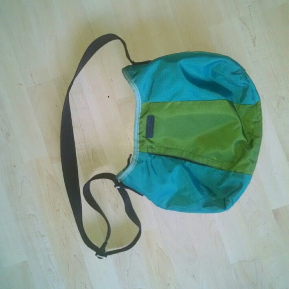 Timbuk2 Maya shoulder bag