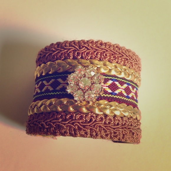 Gold arm cuff