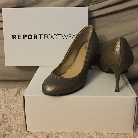 Report Bronze Color Heels