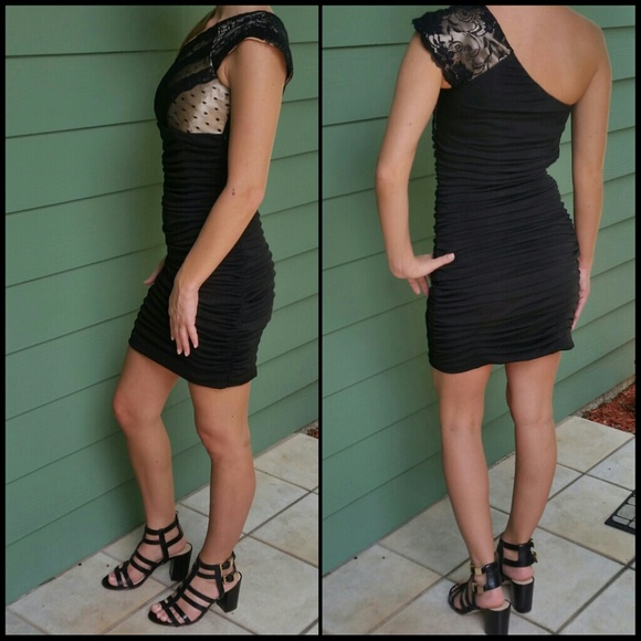 Jessica McClintock Ruched Dress - Picture 2 of 2