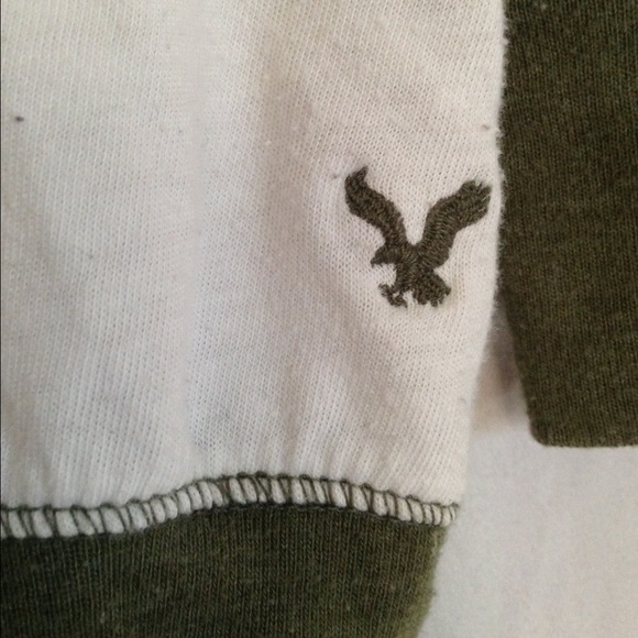 ✖️SOLD✖️ AEO Olive Baseball Tee - Picture 2 of 2