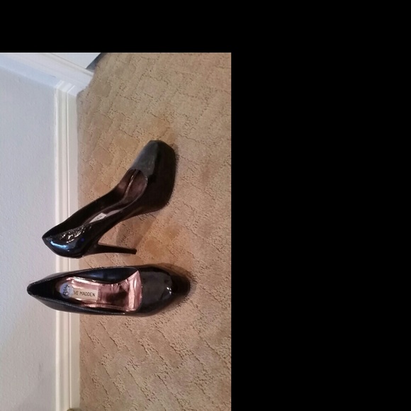 Steve Madden Heels - Picture 2 of 2
