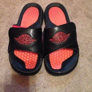 Jordan slippers