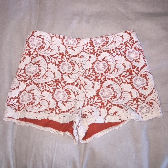 Newold Pants - High wasted laced shorts!