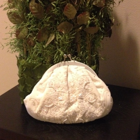 Ivory beaded purse
