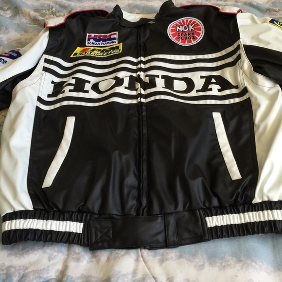 It a Honda racing jacket design - Picture 2 of 4