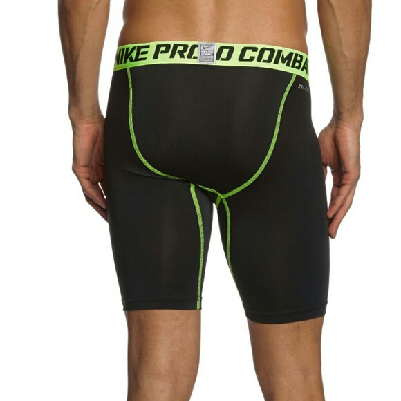 SOLD ❌❌Nike Pro Combat Core Compression - Picture 2 of 3