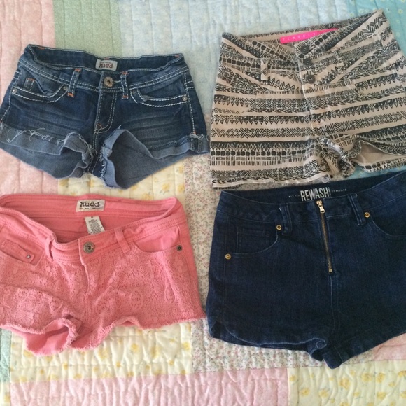 SHORTS! - Picture 3 of 3