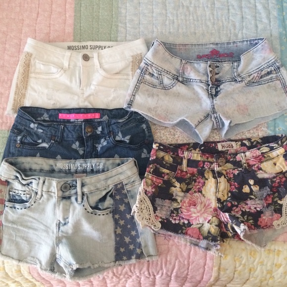 SHORTS! - Picture 2 of 3