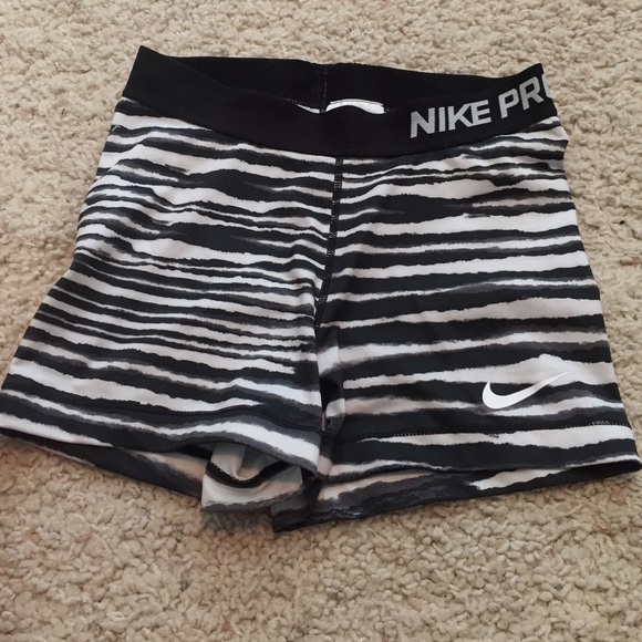 Nike Pants - 3" Nike Pro Dri-Fit shorts
