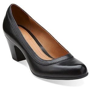 Clark's Artisan Weslee Napa Pumps