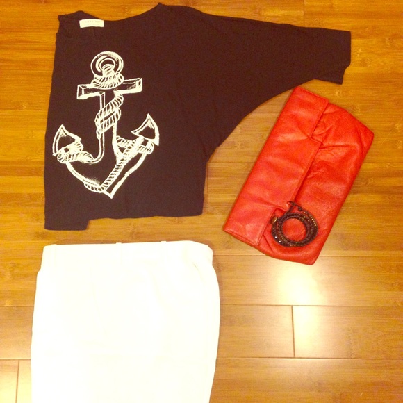 Anchor crop top