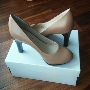 Anne Klein Clemence Leather Platform Pumps Natural