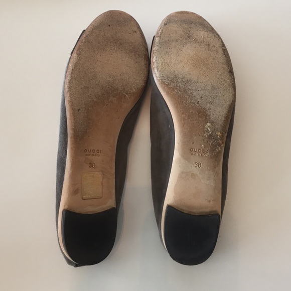 🚫SOLD🚫Gucci Grey Sky Suede Bamboo Horsebit Flats - Picture 4 of 4