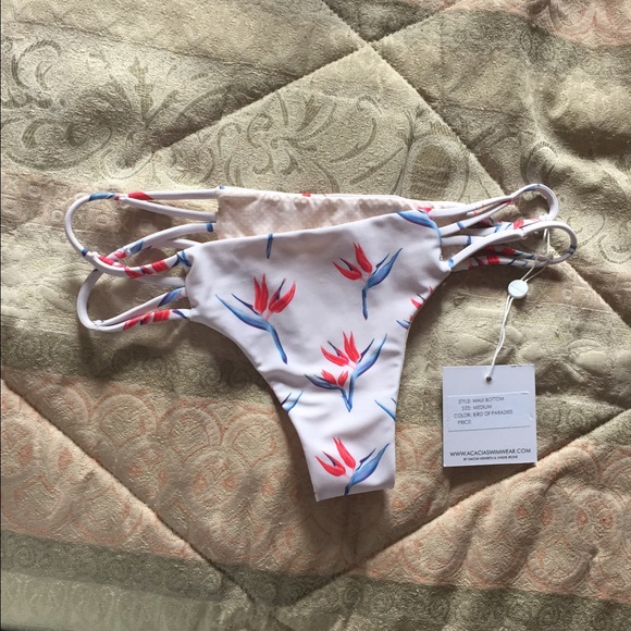 SOLD 🚨 75$ 🅿️🅿️ acacia BOP Maui bottoms