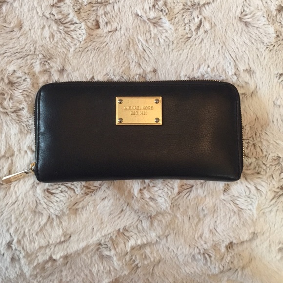 BUNDLE!! - Picture 3 of 3