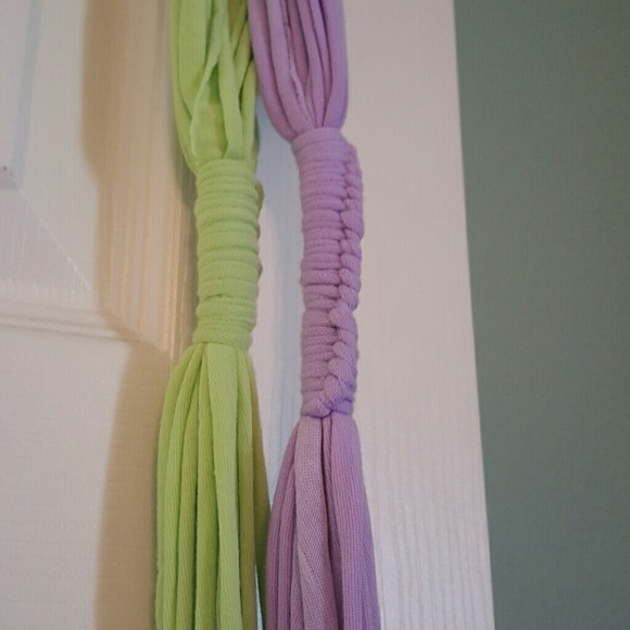 Two string scarves - Picture 4 of 4