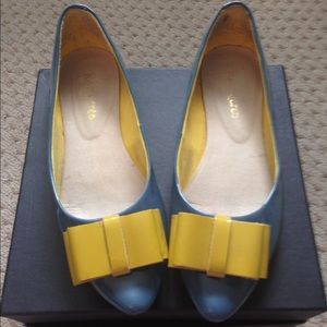 Patent leather flats