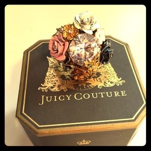 Juicy statement ring