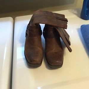 Mossimo Supply Co boots