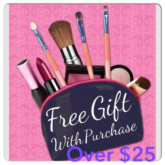 ✨FREE GIFT WITH ANY PURCHASE OVER $25✨