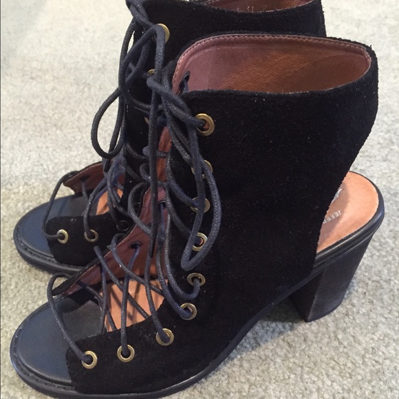 SOLD - Picture 2 of 3