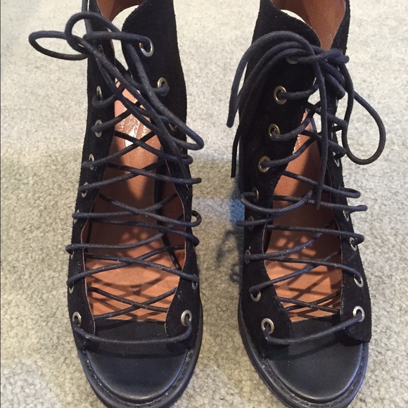 SOLD - Picture 3 of 3