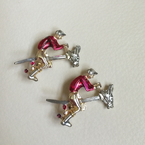 Vintage scatter pins 🏇🏻🏇🏻