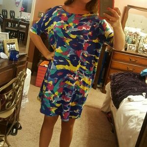 Abstract print Tunic NWOT