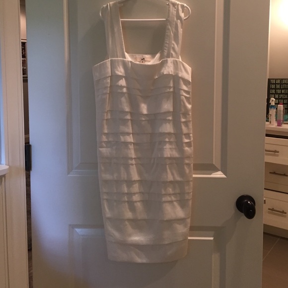 White 'Ya Los Angeles' dress size: small